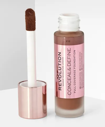 Makeup Revolution - Conceal & Define Foundation
