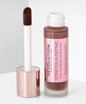 Makeup Revolution - Conceal & Define Foundation