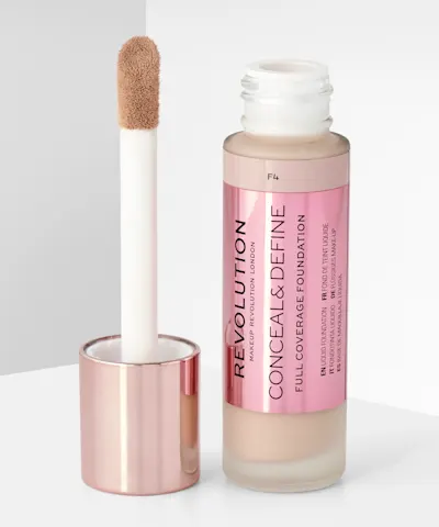 Makeup Revolution - Conceal & Define Foundation