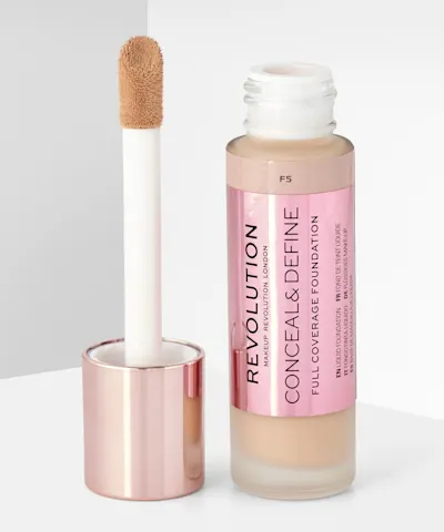 Makeup Revolution - Conceal & Define Foundation