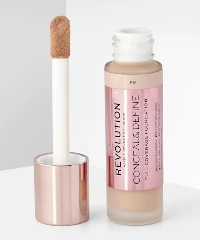 Makeup Revolution - Conceal & Define Foundation