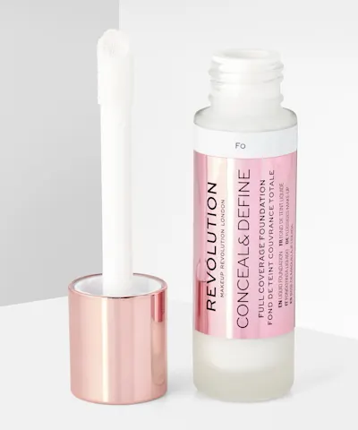 Makeup Revolution - Conceal & Define Foundation