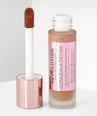 Makeup Revolution - Conceal & Define Foundation