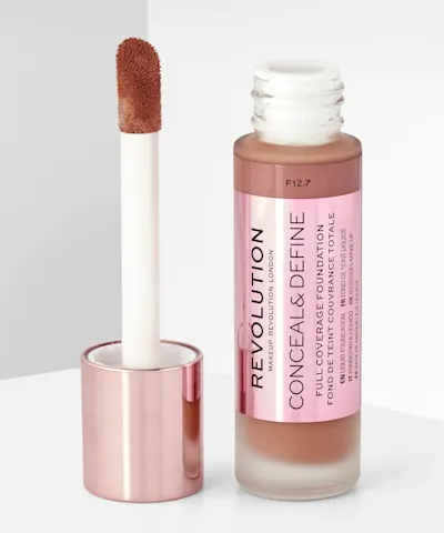 Makeup Revolution - Conceal & Define Foundation