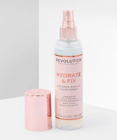 Makeup Revolution - Hydrate And Fix Fixing Spray