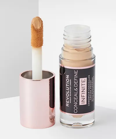 Makeup Revolution - Conceal & Define Infinite Longwear Concealer