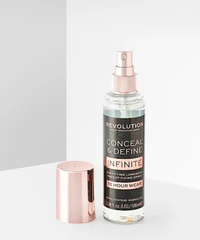 Makeup Revolution - Conceal & Define Infinite Fixing Spray
