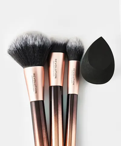 Makeup Revolution - Infinite Base Brush Set