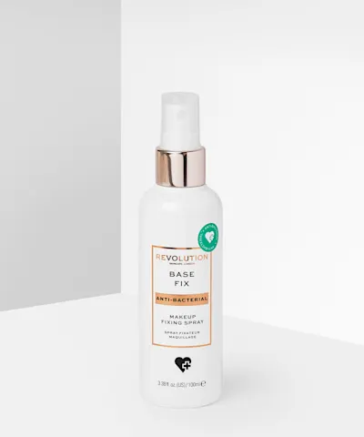 Revolution Skincare - Anti-Bacterial Base Fix Setting Spray