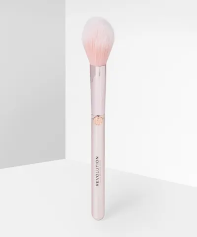 Makeup Revolution - Create Your Look Soft Focus Powder Brush R6