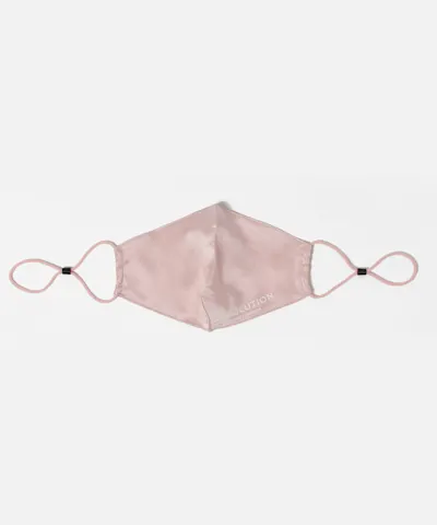 Makeup Revolution - Re-useable Silk Face Covering