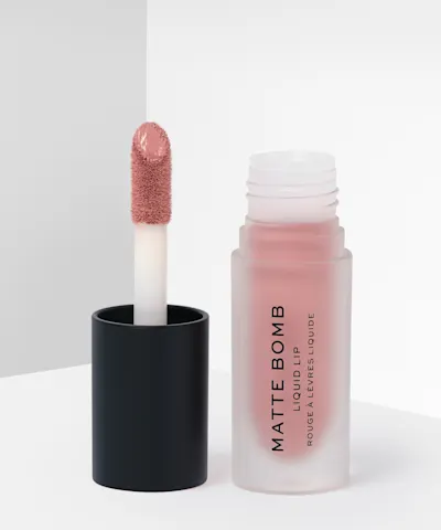 Makeup Revolution - Matte Bomb Liquid Lipstick