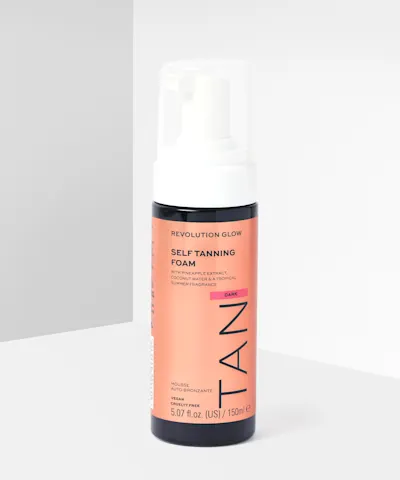 Makeup Revolution - Glow Self Tanning Mousse