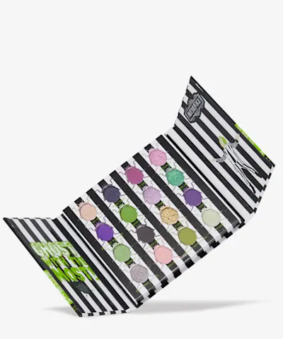 Makeup Revolution - Beetlejuice X Revolution It's Showtime Shadow Palette
