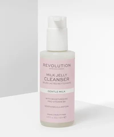 Revolution Skincare - Cleansing Milk Jelly