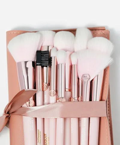 Revolution Pro - Revolution Pro X Influencer Overnight Full Beat Brush Set & Roll
