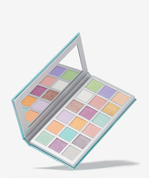 XX Revolution LuXX Shadow Palette Mint Master LuXX at BEAUTY BAY