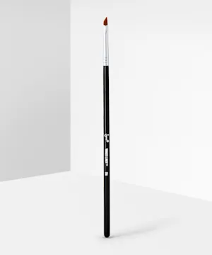 Sigma Beauty E06 Winged Liner