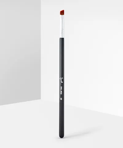 Sigma Beauty - E65 Small Angle Brush