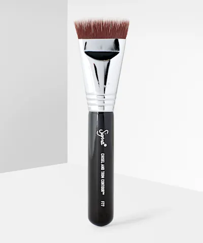 Sigma Beauty - F77 Chisel And Trim Contour Brush 