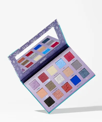 Soda - Soda x Frozen II Into the Unknown Eyeshadow Palette #showyourself