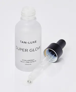 TAN-LUXE Super Glow Hyaluronic Self-Tan Serum