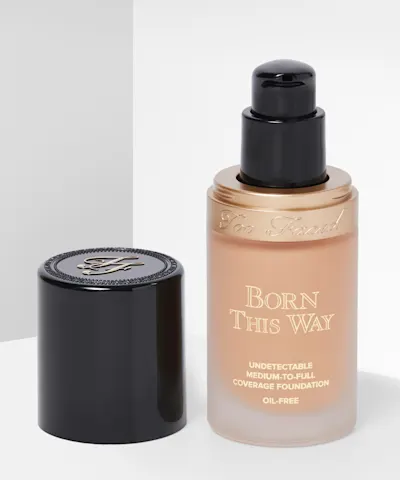 Too Faced - Born This Way Foundation