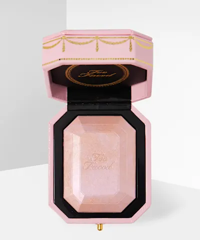 Too Faced - Diamond Light Highlighter