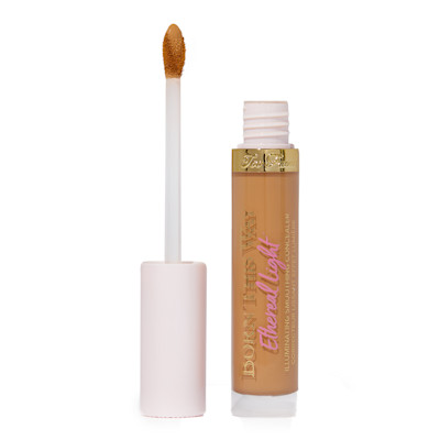Too Faced Born This Way Ethereal Light Illuminating Smoothing Concealer Biscotti