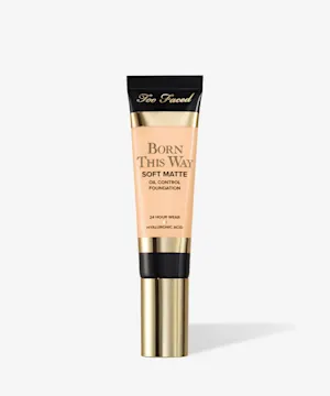 toofaced Born This Way Soft Matte Foundation