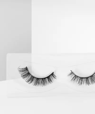 Unicorn Cosmetics - Russian Volume Strip Unicorn Lashes 4 Real