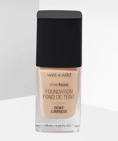 wet n wild - Photo Focus Dewy Foundation 
