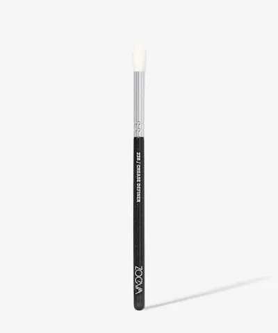 ZOEVA - 228 Crease Definer Brush